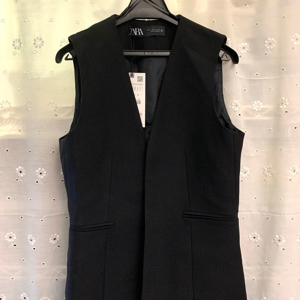 ZARA short gilet/vest NWT black Small